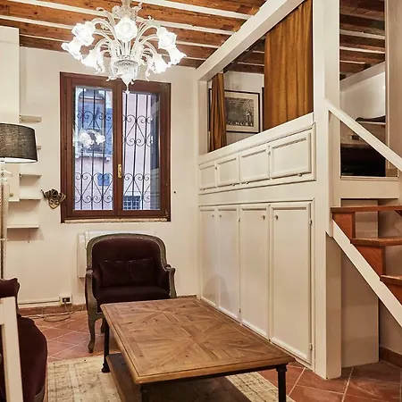 Damasca Apartment *